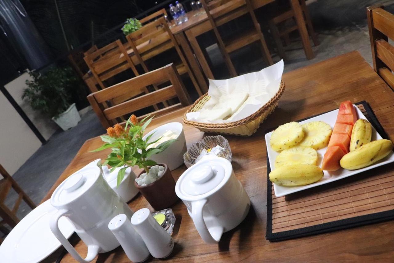 Ryan Residence & Restaurant Negombo Exterior photo